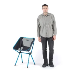 Campingstoel Helinox Café Chair Black 7 Campingstoel Helinox Café Chair Black -Spydercoe Winkel 4 cafechairblackmale185cmmodelcut2 2000px2000x