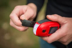 Zaklamp Rubytec Kao XL Swing Solar Red 14 Zaklamp Rubytec Kao XL Swing Solar Red -Spydercoe Winkel 6 6 8